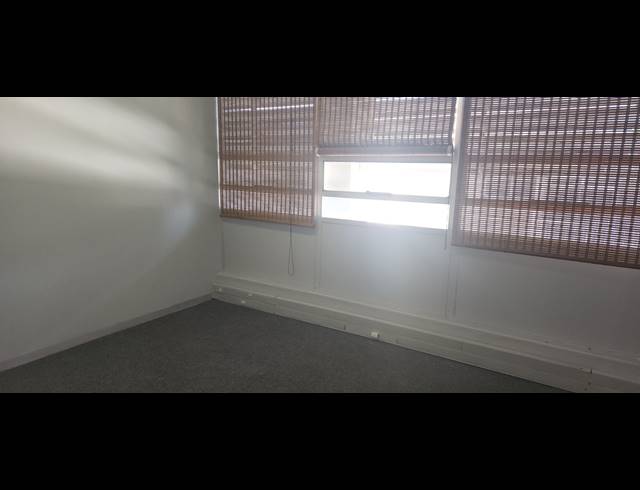 100M² OFFICE TO LET IN GLENWOOD